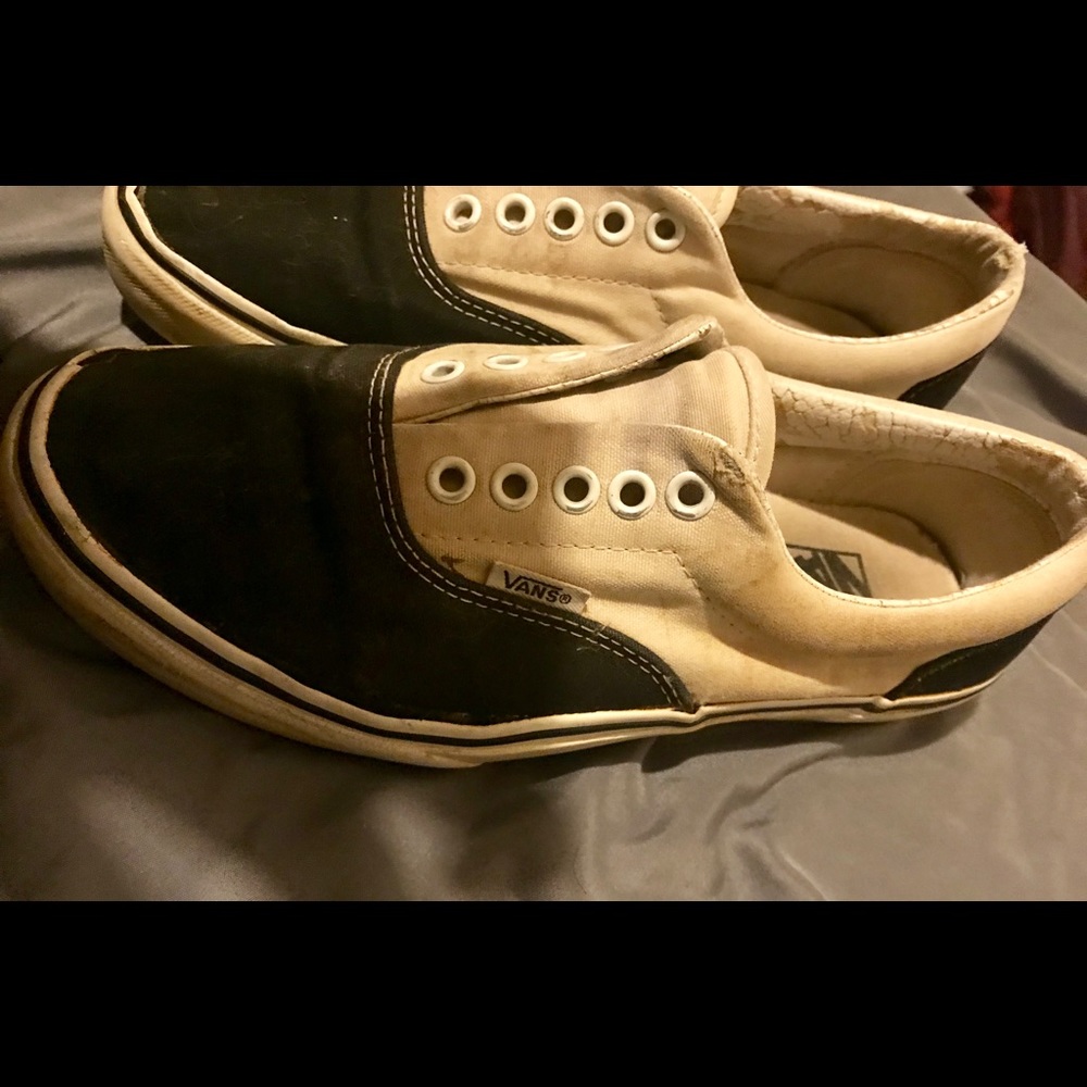 Vans - Picture 4 of 4